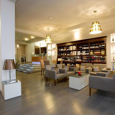 Hotel Castello Di Santa Vittoria Santa Vittoria d'Alba Ngoại thất bức ảnh