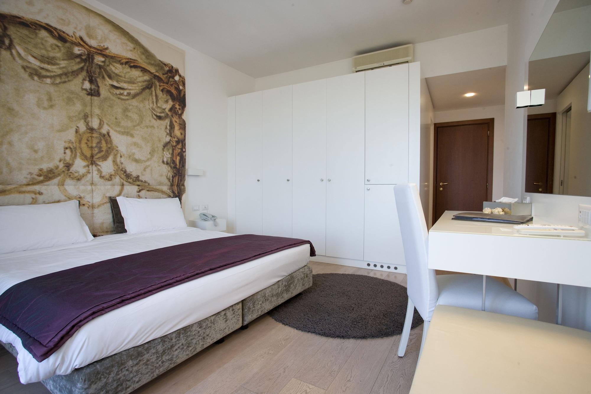 Hotel Castello Di Santa Vittoria Santa Vittoria d'Alba Ngoại thất bức ảnh